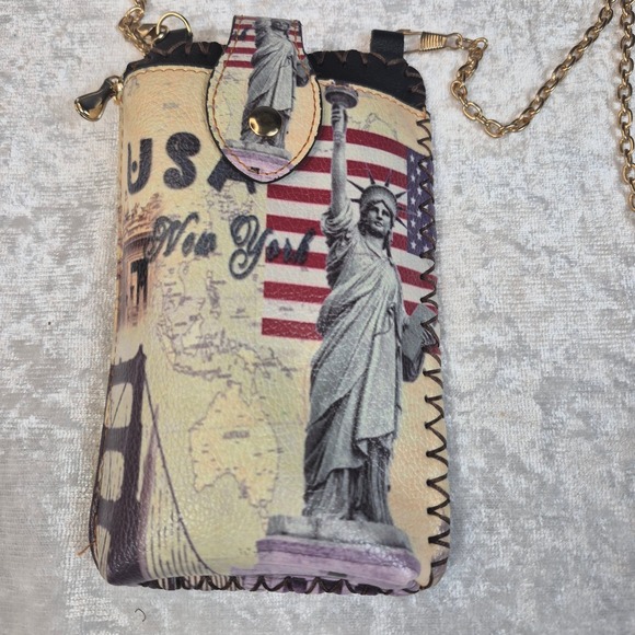Statue of Liberty Crossbody Cell Phone Bag New York Souvenir Purse - Picture 1 of 11